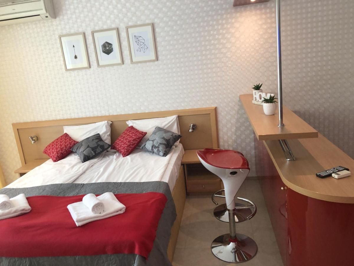 Miramar Palace -Apartament 211S Apartman Napospart Kültér fotó